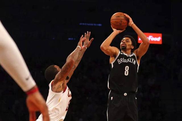 五大联赛最能跑的球员：昂热中场贝尔赫迪姆